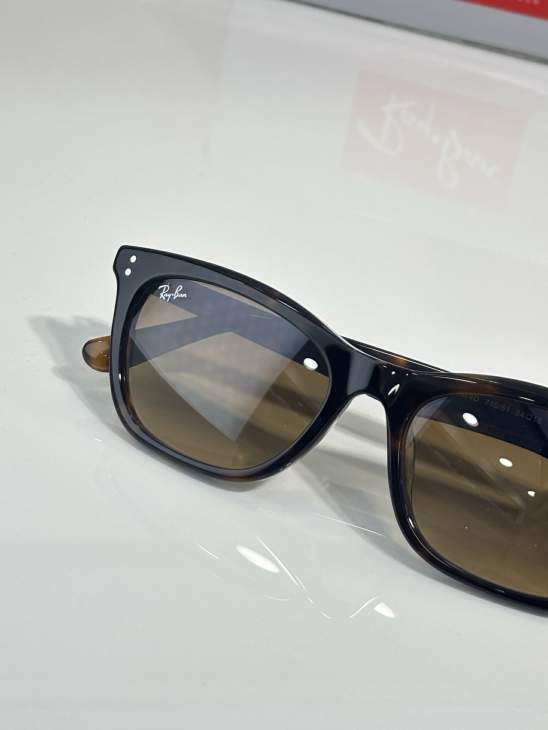 Picture of Ray-Ban Sunglasses _SKUfw77317913fw